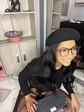 Snapshot of Gretel_Streit chatting on May 5, 2026, 3:20 am Gretel Streit online show from May 5, 2026, 3:20 am
