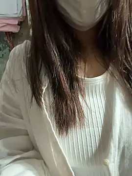 zhizhibaobei online show from June 26, 2026, 12:05 am