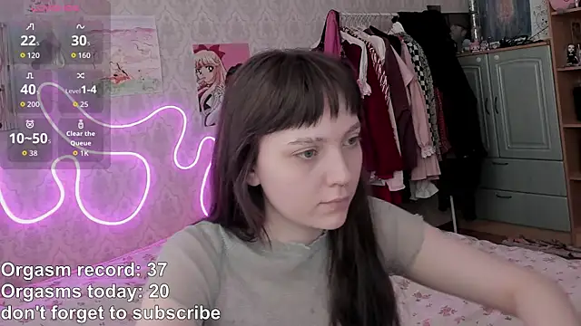 RileyNymph online show from April 26, 2026, 3:26 am