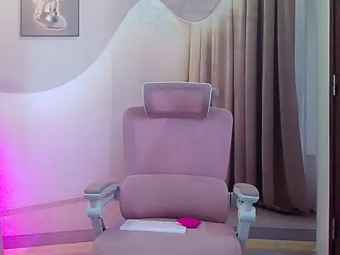 Kylie 999 online show from March 18, 2026, 3:53 am