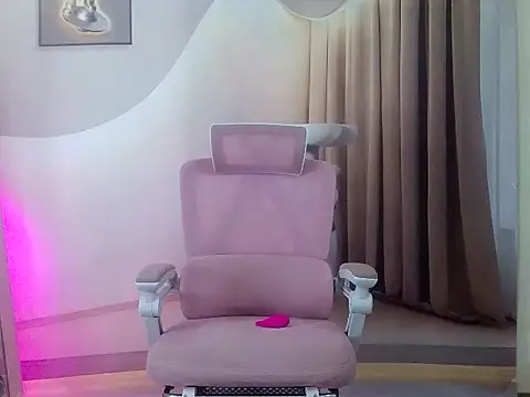 Kylie 999 online show from March 19, 2026, 2:55 am