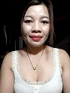 Snapshot of Yiyi102300 chatting on March 28, 2026, 1:01 pm Yiyi102300 online show from March 28, 2026, 1:01 pm