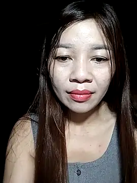 Snapshot of Yiyi102300 chatting on April 26, 2026, 11:02 pm Yiyi102300 online show from April 26, 2026, 11:02 pm