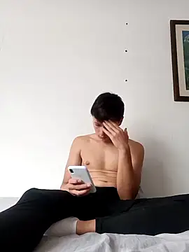fercho steel twink online show from April 27, 2026, 7:45 pm