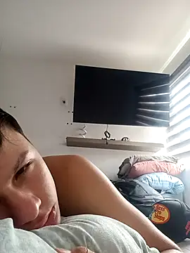 fercho steel twink online show from April 22, 2026, 7:53 pm