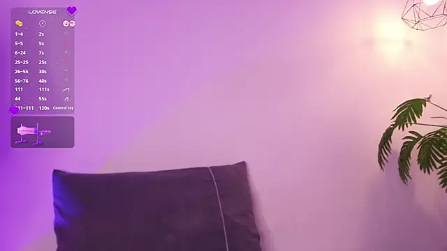 EmmaLopez11 online show from April 29, 2026, 11:58 am