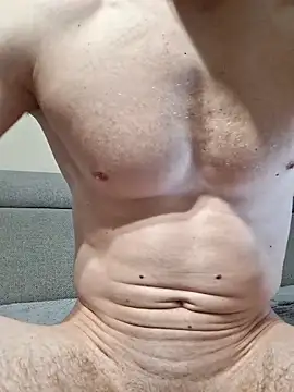 Hosee1 online show from March 23, 2026, 9:47 pm