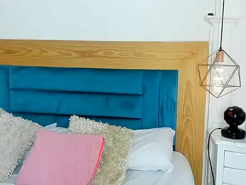 Annie coxx online show from March 14, 2026, 7:20 pm