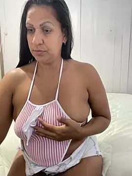 Snapshot of lactante2026 chatting on April 12, 2026, 2:26 am lactante2026 online show from April 12, 2026, 2:26 am