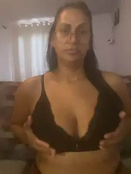 Snapshot of lactante2026 chatting on April 7, 2026, 5:48 pm lactante2026 online show from April 7, 2026, 5:48 pm