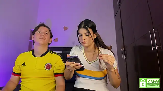Mariana and Ronny online show from July 7, 2026, 8:56 pm
