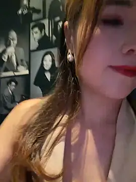 Snapshot of Xiaoxiao-y chatting on June 3, 2026, 5:19 am Xiaoxiao-y online show from June 3, 2026, 5:19 am