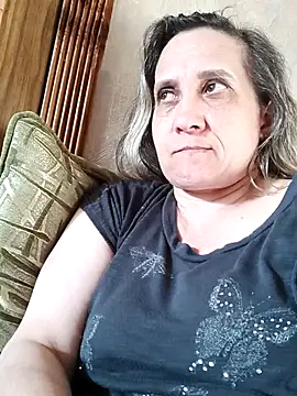 KatieLove133 online show from May 25, 2026, 4:28 pm