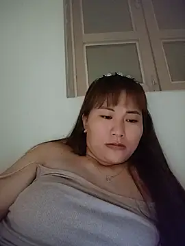 Snapshot of Lucxy-ki6 chatting on July 31, 2026, 10:07 pm Lucxy-ki6 online show from July 31, 2026, 10:07 pm