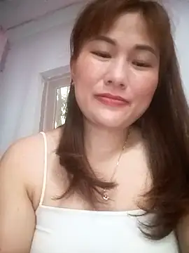 Lucxy-ki6 online show from April 19, 2026, 12:22 am