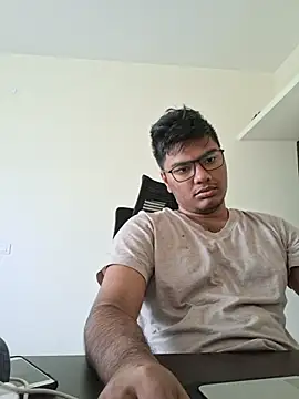 Snapshot of Sanjaypussyfuk chatting on June 20, 2026, 5:56 am Sanjaypussyfuk online show from June 20, 2026, 5:56 am
