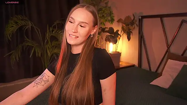 Snapshot of ViMilka chatting on May 22, 2026, 12:25 pm ViMilka online show from May 22, 2026, 12:25 pm