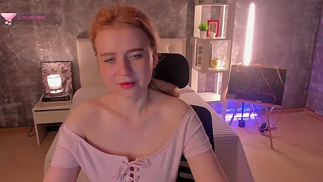 Snapshot of Shiny_Liss chatting on June 30, 2026, 1:38 am Shiny Liss online show from June 30, 2026, 1:38 am