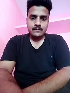 Decentlover67 online show from May 14, 2026, 4:09 am