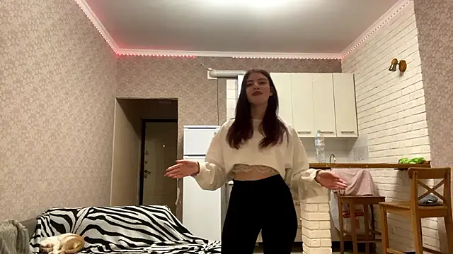 Snapshot of KassieLonzo chatting on March 26, 2026, 7:12 pm KassieLonzo online show from March 26, 2026, 7:12 pm