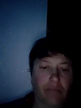 Snapshot of valeryXmur chatting on April 3, 2026, 8:37 pm valeryXmur online show from April 3, 2026, 8:37 pm