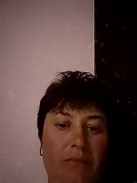 Snapshot of valeryXmur chatting on April 22, 2026, 7:42 pm valeryXmur online show from April 22, 2026, 7:42 pm