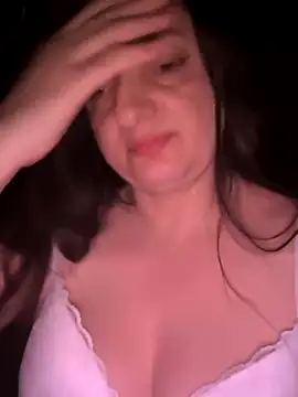 candybutterfly86 online show from March 17, 2026, 7:06 pm