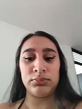 Snapshot of Mia_skyy18 chatting on May 20, 2026, 12:13 pm Mia skyy18 online show from May 20, 2026, 12:13 pm