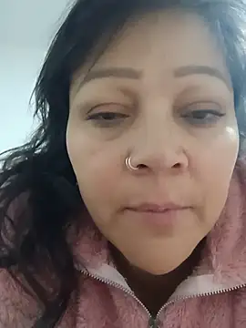 Naia queen25 online show from May 11, 2026, 7:32 am