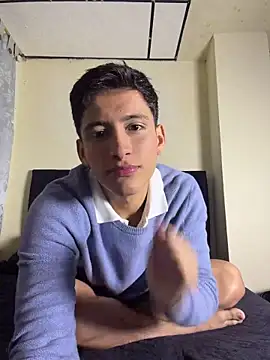 SebastianReed  online show from May 7, 2026, 6:17 am