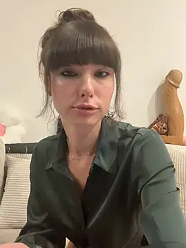 xsugarbabe online show from May 12, 2026, 6:36 pm