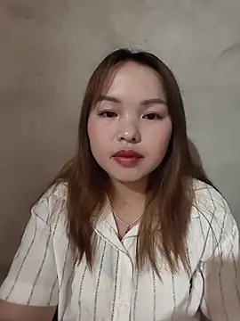 Snapshot of Mina_xYx chatting on June 27, 2026, 2:34 pm Mina xYx online show from June 27, 2026, 2:34 pm