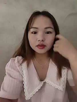 Snapshot of Mina_xYx chatting on June 26, 2026, 3:34 am Mina xYx online show from June 26, 2026, 3:34 am