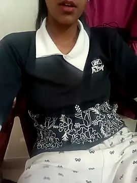 Snapshot of aushi_rajput chatting on April 21, 2026, 2:25 am aushi rajput online show from April 21, 2026, 2:25 am