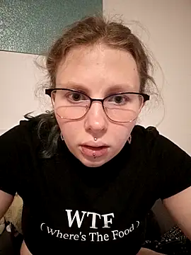 Snapshot of lina_mayer_ chatting on April 10, 2026, 7:10 pm lina mayer online show from April 10, 2026, 7:10 pm