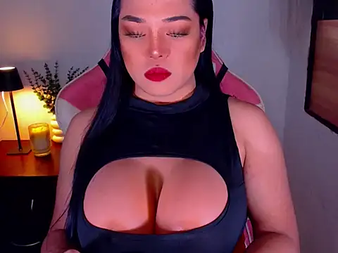 Snapshot of Zandralopez chatting on March 24, 2026, 10:54 pm Zandralopez online show from March 24, 2026, 10:54 pm