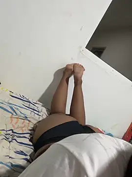 Snapshot of yuliana056 chatting on March 31, 2026, 5:31 am yuliana056 online show from March 31, 2026, 5:31 am