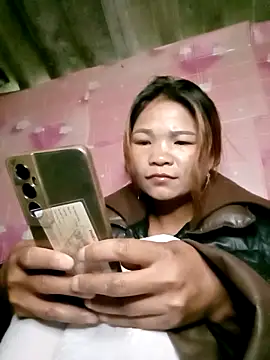 maymay121 online show from April 30, 2026, 1:23 am