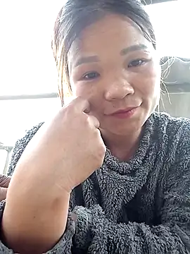 maymay121 online show from May 11, 2026, 11:11 am