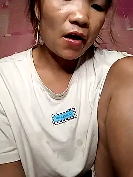 maymay121 online show from April 18, 2026, 10:17 am