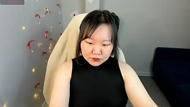 Snapshot of Tokyodreamss chatting on April 6, 2026, 7:31 am Tokyodreamss online show from April 6, 2026, 7:31 am