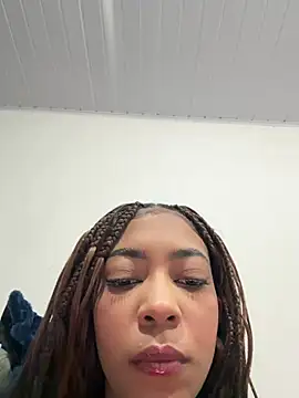 Snapshot of Nix3erika chatting on June 22, 2026, 2:39 am Nix3erika online show from June 22, 2026, 2:39 am