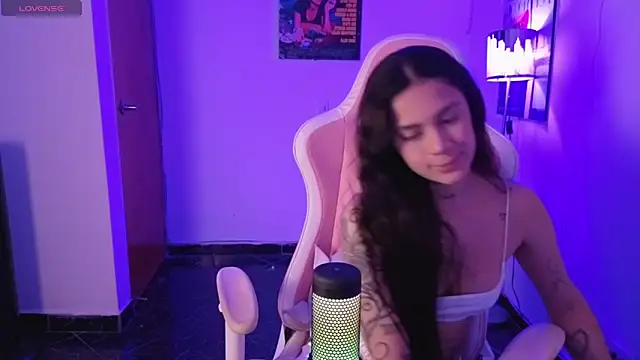 Snapshot of Oliviasims chatting on March 22, 2026, 12:47 am Oliviasims online show from March 22, 2026, 12:47 am