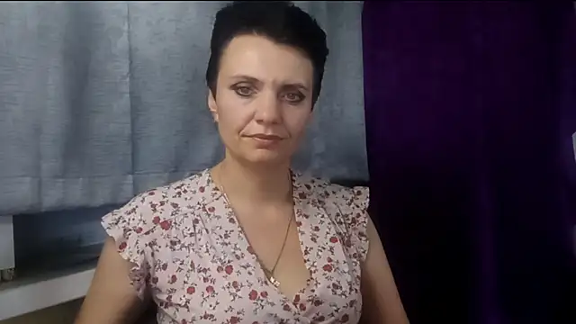 Snapshot of HotMamaQueen234 chatting on July 26, 2026, 9:54 pm HotMamaQueen234 online show from July 26, 2026, 9:54 pm