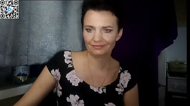 Snapshot of HotMamaQueen234 chatting on July 17, 2026, 11:02 pm HotMamaQueen234 online show from July 17, 2026, 11:02 pm