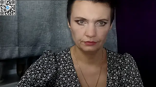 HotMamaQueen234 online show from May 9, 2026, 9:51 pm