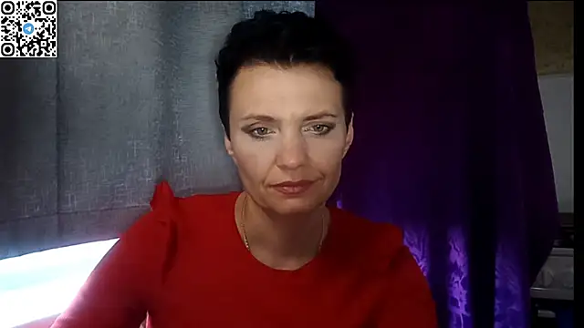 Snapshot of HotMamaQueen234 chatting on July 6, 2026, 11:17 am HotMamaQueen234 online show from July 6, 2026, 11:17 am