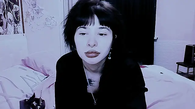 Snapshot of AllisonDeetz chatting on June 6, 2026, 5:18 pm AllisonDeetz online show from June 6, 2026, 5:18 pm