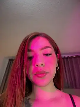 Snapshot of alana_gv chatting on July 27, 2026, 12:56 pm alana gv online show from July 27, 2026, 12:56 pm