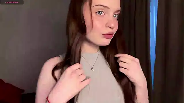 SparkSkarlet online show from May 5, 2026, 3:59 pm